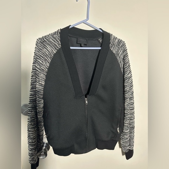 Aryn K Jackets & Blazers - Aryn K Black and Gray Textured Jacket